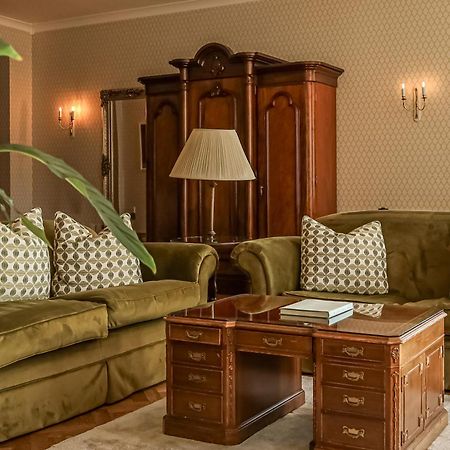 Park Hotel Kenmare Bagian luar foto